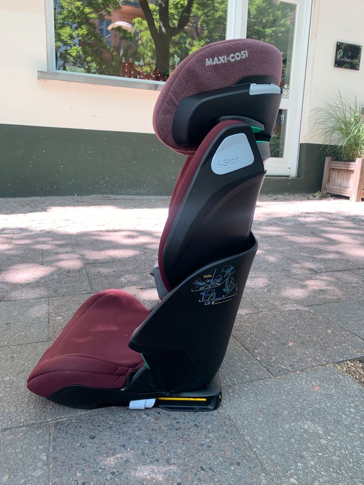 MAXI COSI Kindersitz Kore Pro i-Size in Berlin