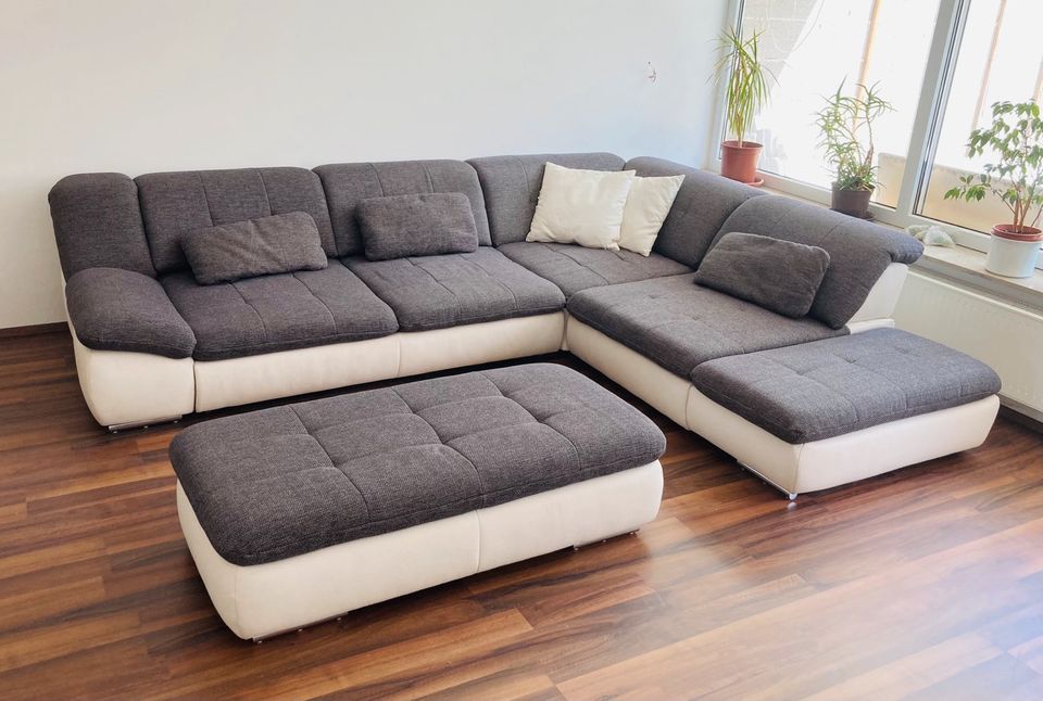 Wohnlandschaft Sofa Couch Schlafsofa multifunktional NEUWERTIG! in Schortens