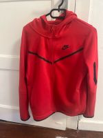 Rote tech Fleece Nike Kinder Hamburg - Wandsbek Vorschau