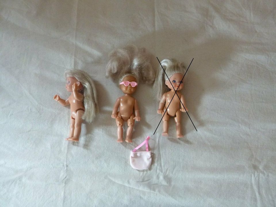 2 Kleine Puppen, Barbie, Shelly in Weyhe