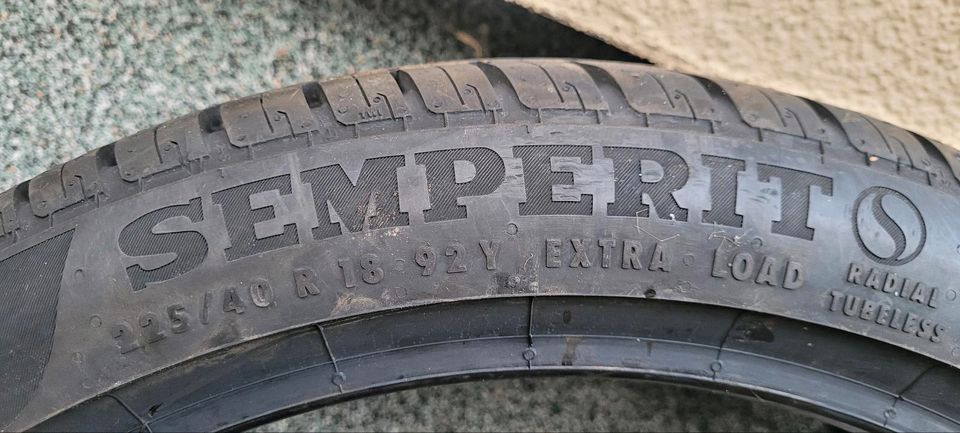 Sommerreifen  Semperit Speed Life  225/40R18 92Y XL in Markkleeberg