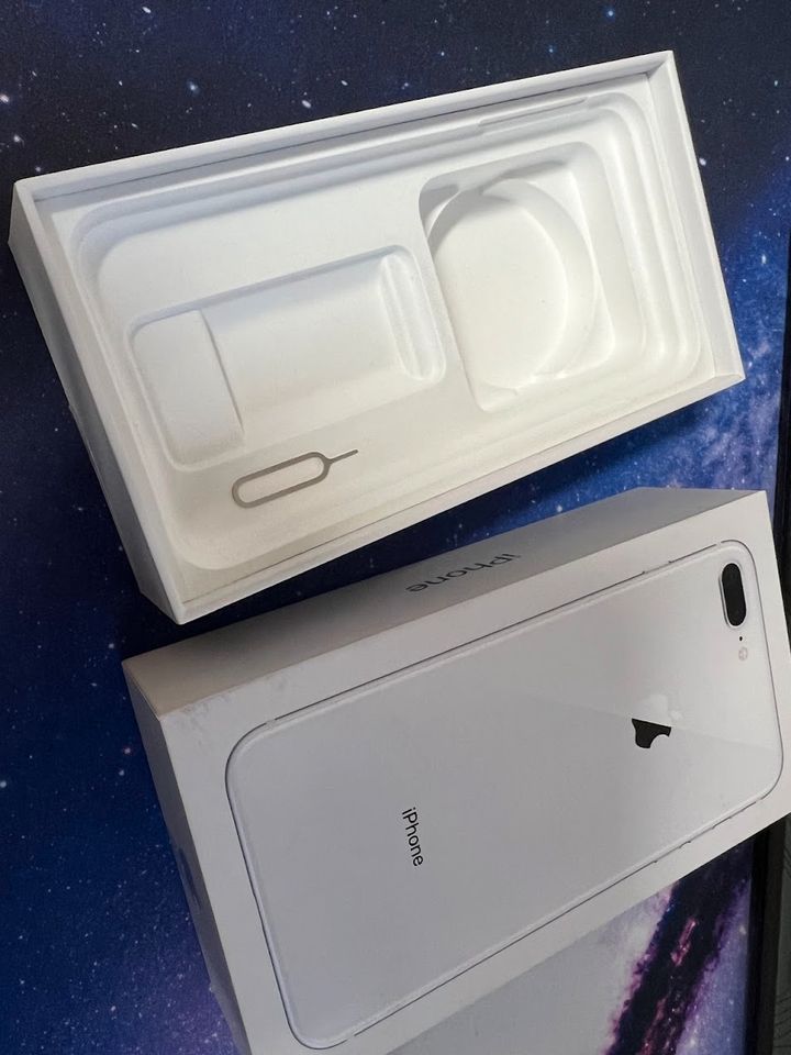 iPhone 8 Plus - 256 GB - silber in Dinkelsbuehl