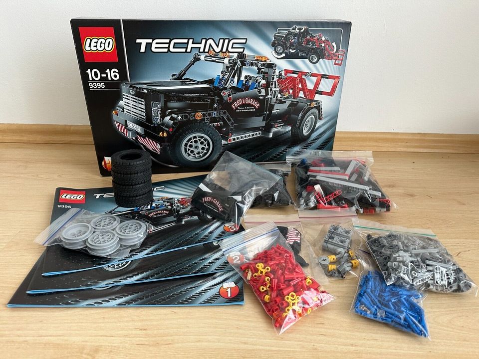 Lego Technic »Pick Up Abschleppwagen FRED‘s GARAGE« Set 9395 in Salzkotten