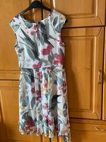 Sommerkleid ohne Ärmel seitlicher Reißverschluss Niedersachsen - Stadthagen Vorschau