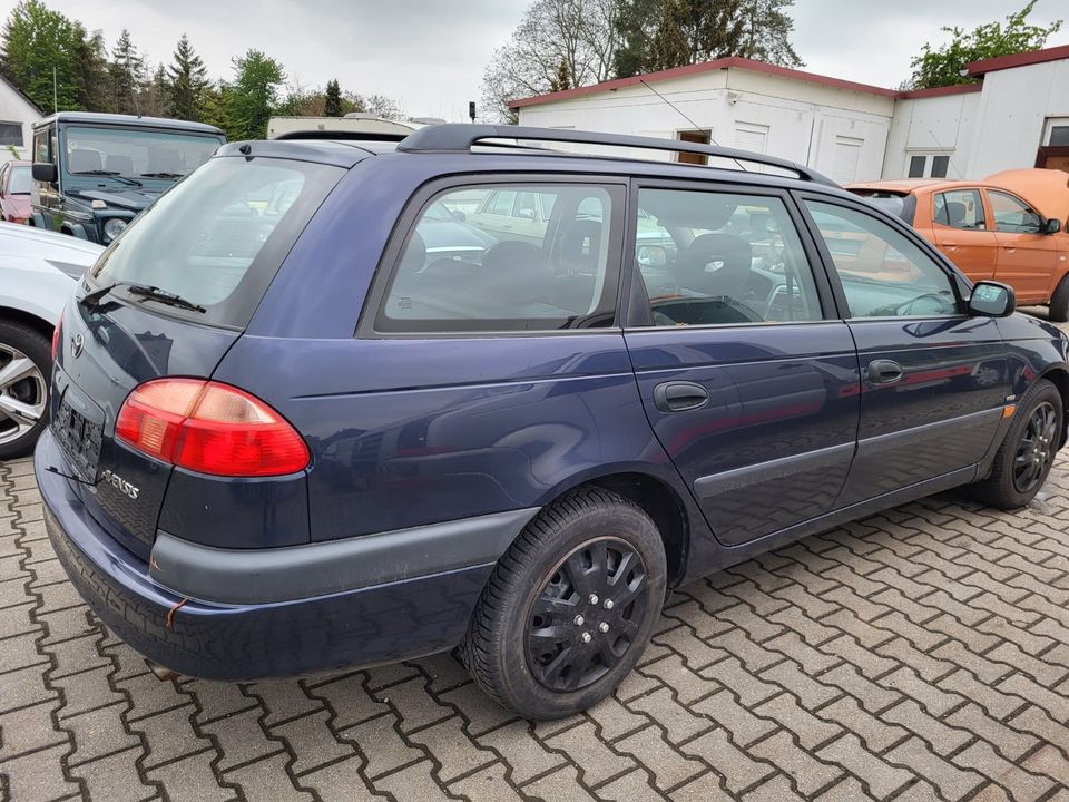 Toyota Avensis  118 T.km in Elsteraue