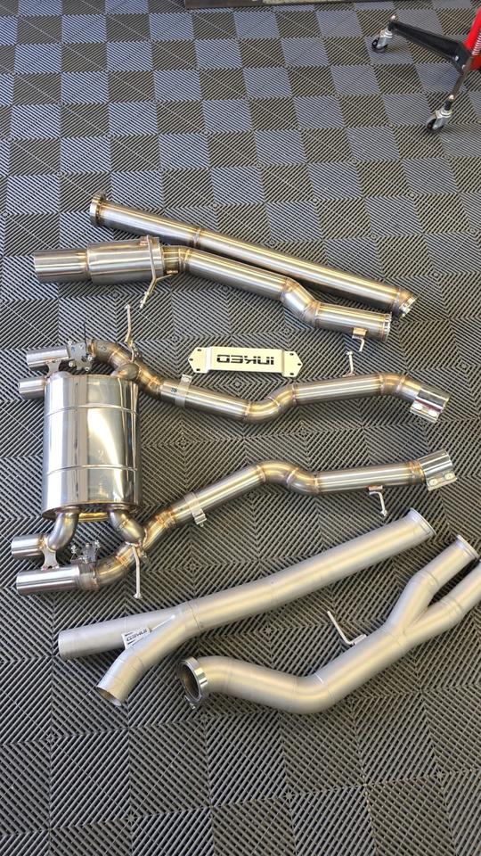 Inked Custom Klappen Abgasanlage Single Exit M3 M4 F80 F82 F83 in Ebersberg