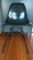 Charles Eames side chair Fiberglas schwarz Herman Miller vitra Nordrhein-Westfalen - Remscheid Vorschau