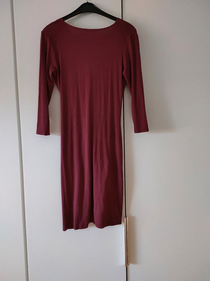 36 S Kleid Schwangerschaft Umstand wie neu in Kissing