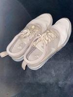 Nike Schuhe Gr. 39 Saarland - Schwalbach Vorschau