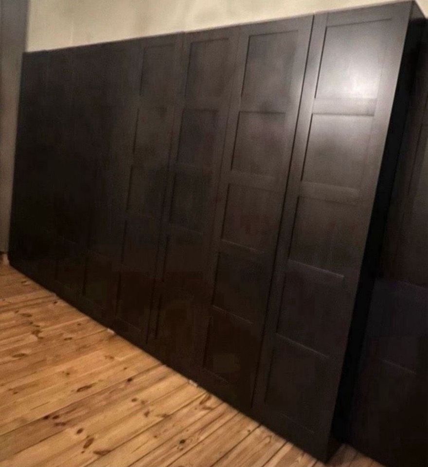 Ikea Pax Kleiderschrank  xxl schwarzbraun in Berlin