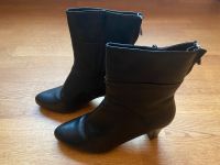 Schwarze, gefütterte Stiefeletten von HÖGL, Gr. 7 Hessen - Liederbach Vorschau