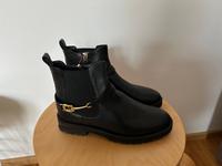 Aigner Chelsea Boots Echtleder Schwarz 36 NEU mit Etikett LUXUS Baden-Württemberg - Mannheim Vorschau