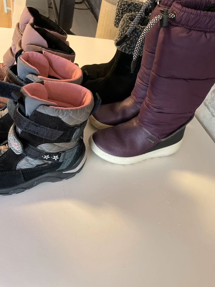 Ecco Winterschuhe / Stiefel gr 27 in Moers