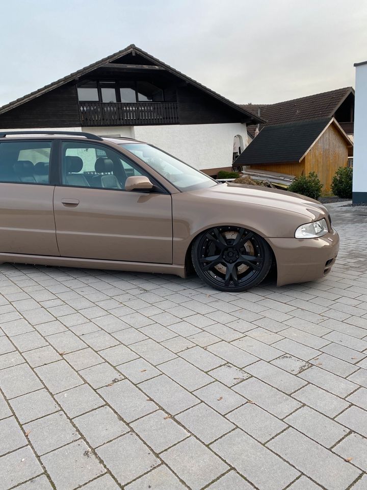 Audi B5 S4 Airlift Motorraum clean Airride in Schwarzenbruck