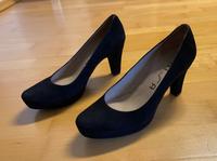 Unisa Plateau Pumps, Wildleder, schwarz, Gr. 39, nur 1 x getragen Baden-Württemberg - Schorndorf Vorschau