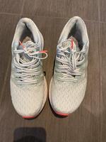 Asics Nimbus 23 Damen Gr. 40,5 grün Baden-Württemberg - Igersheim Vorschau