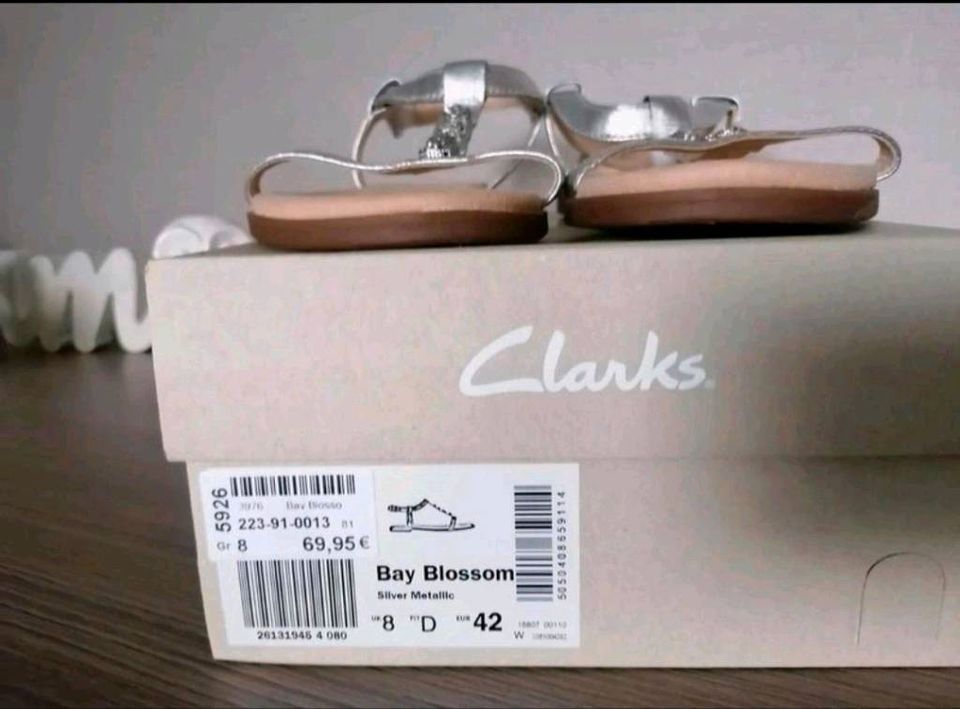 Sandalen CLARKS Gr 42 Silber ❤️ neu in Kandern