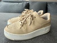 Nike Sneaker Air Force 1 Gr. 40,5 beige Rheinland-Pfalz - Konz Vorschau