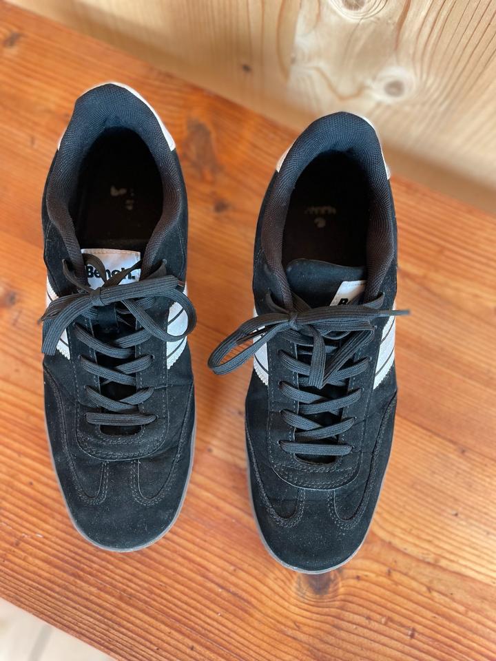 Bench Sneaker Herren Gr. 43 schwarz weiß Herren Turnschuhe in Friedrichshafen