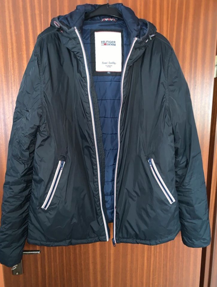 TOMMY HILFIGER DENIM * ÜBERGANGSJACKE * GR. XL (ABER EHER L) in Papenburg