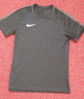 Sportshirt NIKE für Herren Gr.S, schwarz, DRI-FIT Leipzig - Seehausen Vorschau