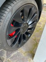 Biete Tesla Model Y Performance Überturbine 21“ mit Pirelli Köln - Kalk Vorschau