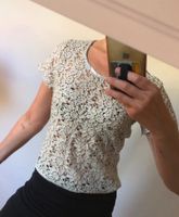 Blumen Silber Top / BERSHKA München - Laim Vorschau