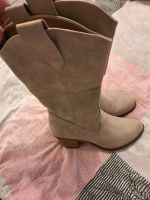 Stiefel hellbeige Gr. 40 neu Nordrhein-Westfalen - Rees Vorschau