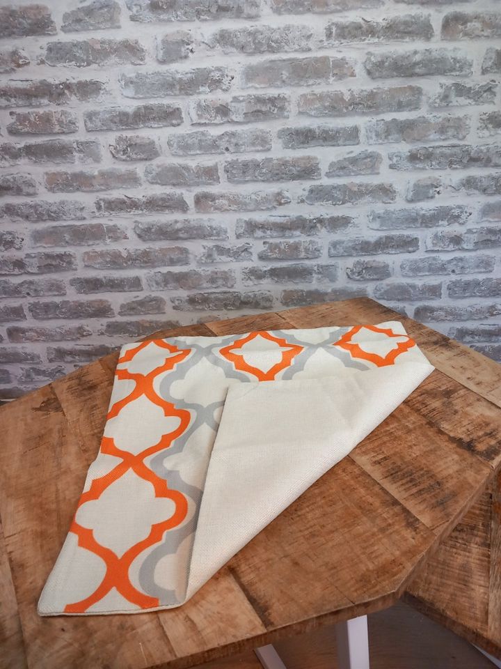 DakTou Deko Kissenbezüge, 4er Set, beige, orange, 45 x 45 cm in Bremen