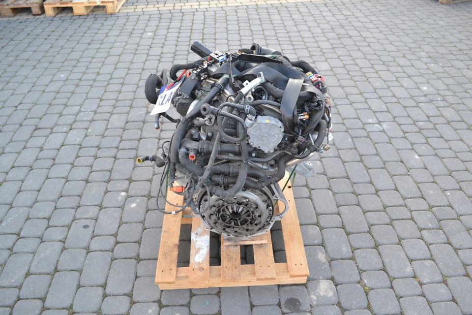 MOTOR CAG 2.0 TDI AUDI VW SEAT SKODA KOMPLETT in Frankfurt am Main