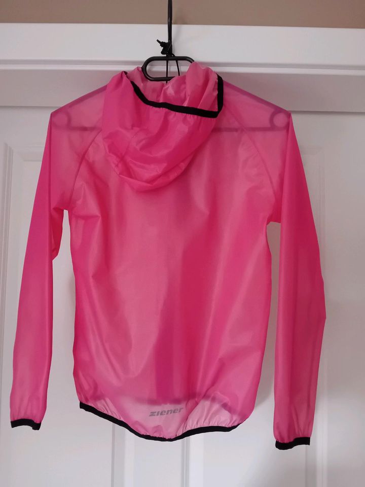 *NEU* Ziener Regenjacke pink Gr. 140 in Legden