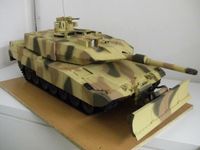Biete einen Leopard 2 im Maßstab 1X10 an Bayern - Mamming Vorschau