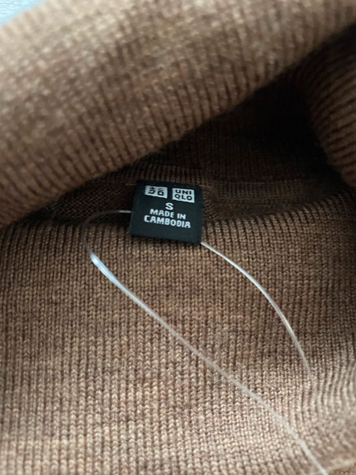 UNIQLO Merino- Pullover in Dortmund