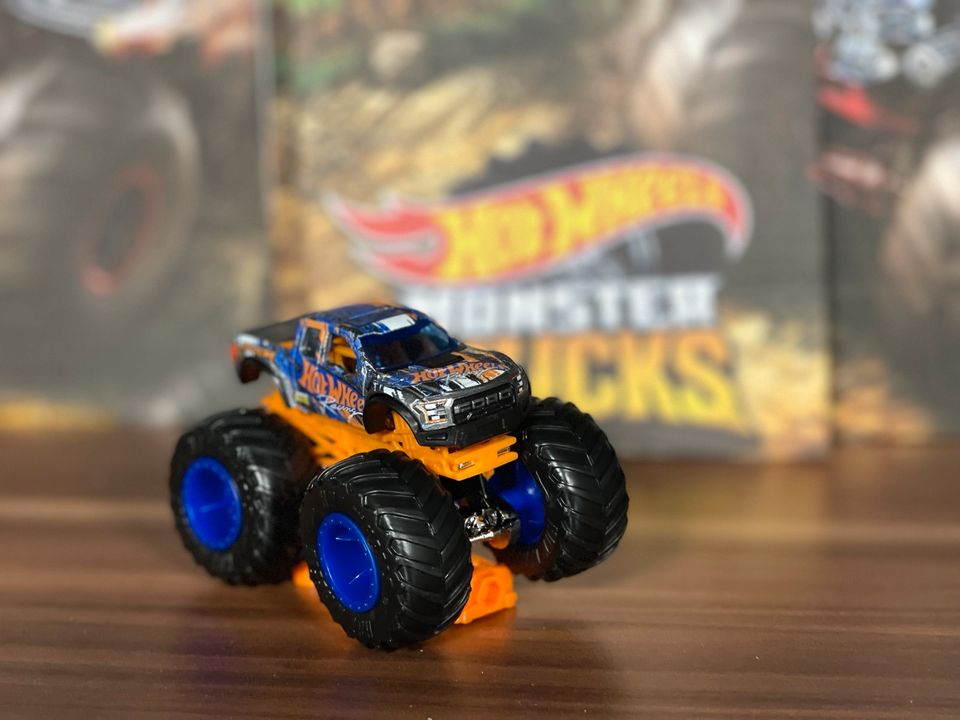 Hot Wheels Monster Truck FORD RAPTOR F150 Pick Up NEU in Uedem