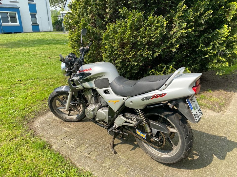 Honda CB 500 PC 32 Bj.1998 in Ratingen