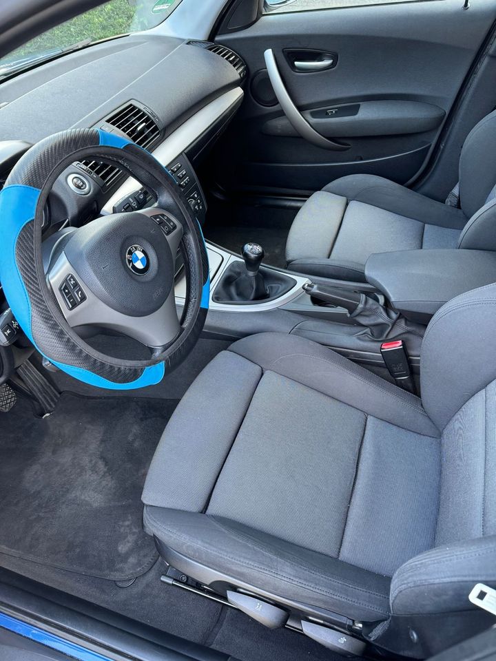 BMW E87 118i Advantage Paket Klimaautomatik Sitzheizung in Reutlingen
