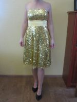 Festliches Kleid Glitzerkleid Gr. 36 m. goldfarbenen Pailletten Sachsen - Dürrröhrsdorf-Dittersbach Vorschau