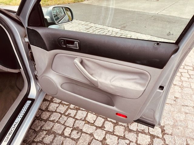 VW Golf IV- 4 Türig- Klima- Tüv bis 04/25 in Berlin
