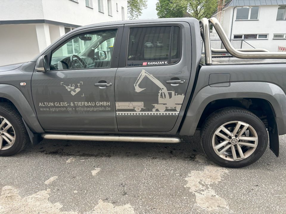 VW Amarok Automatik Diesel Vollleder Xenon Navi Kamera in Duisburg