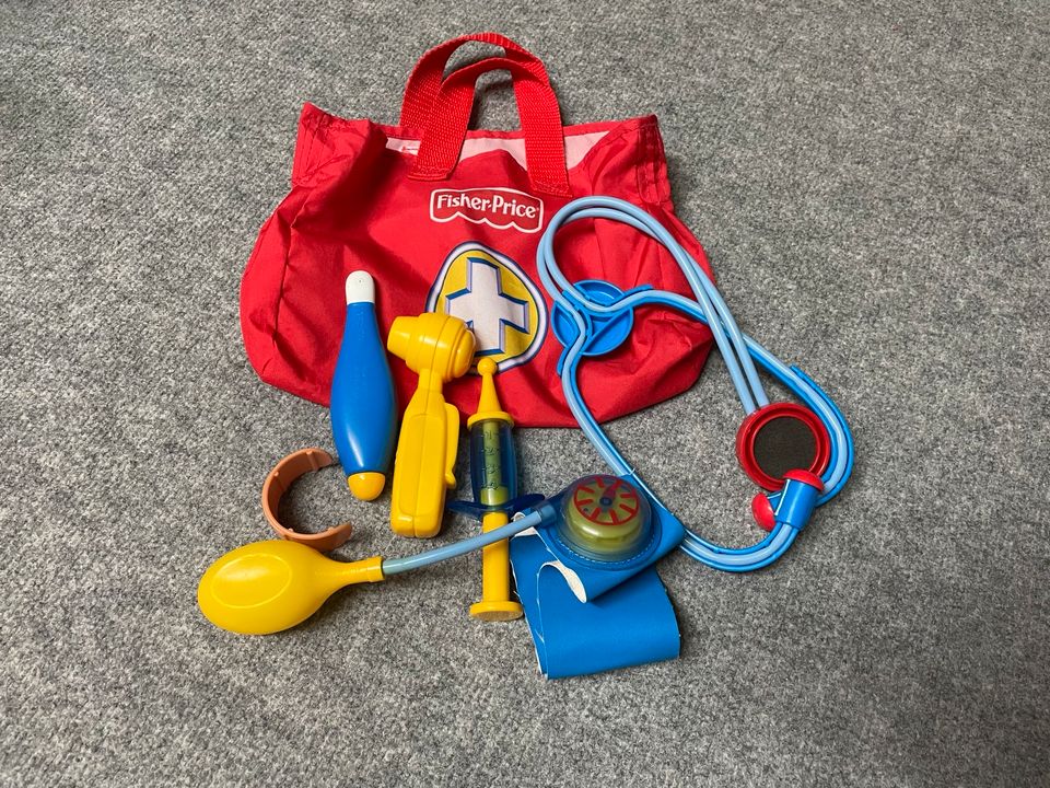 Fisher Price Arzttasche in Vreden