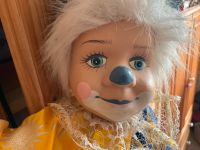 Harlekin Clown Puppe Marionette Schaukel Porzellangesicht Hessen - Oberursel (Taunus) Vorschau