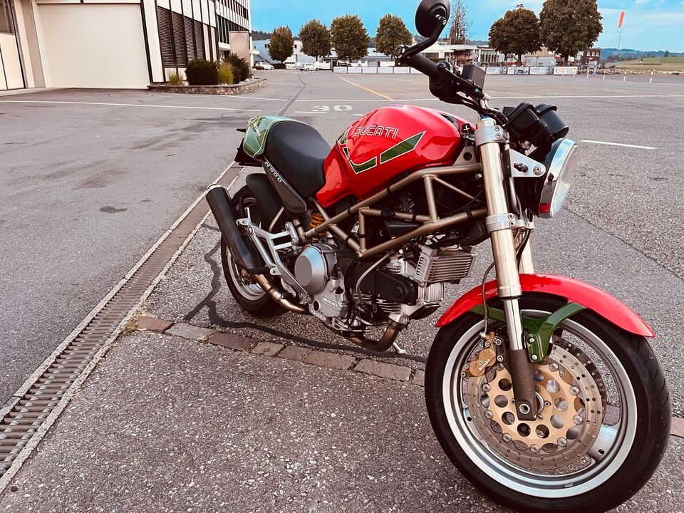 Ducati 900 Mike Hailwood in Schömberg b. Württ