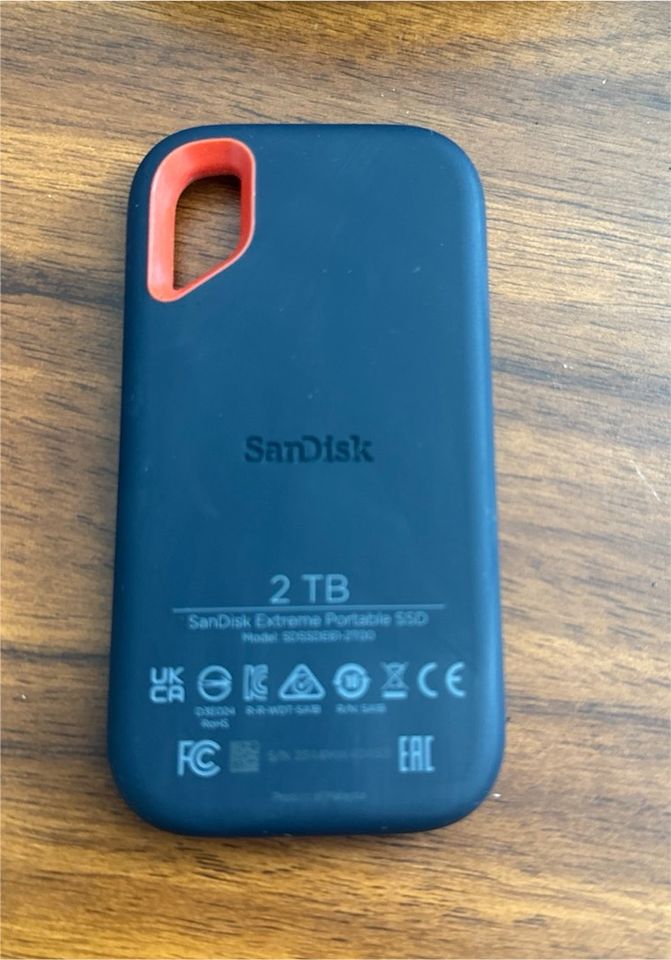 SanDisk Extreme Portable SSD 2 TB V2 - USB-C 3.2 Gen2 in Berlin