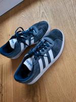 adidas Court Velours Sneaker Wildleder Marine Größe 40. Bayern - Bichl Vorschau