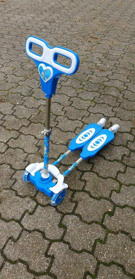 Doppel Roller mit 2 Räder hinten,  mit beide Beinen befahrbar in Köln