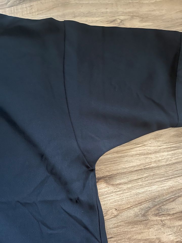 Damen Bluse mit elastischem Saum dunkelblau Größe 48/50 neu! in Wolfhagen 