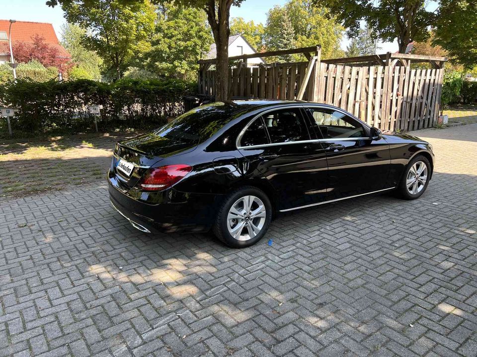 Mercedes-Benz C250d Limousine, TÜV und Service neu! in Hohen Neuendorf