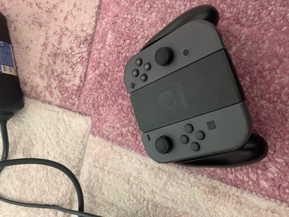 Nintendo Switch +pro Controller in Lünen