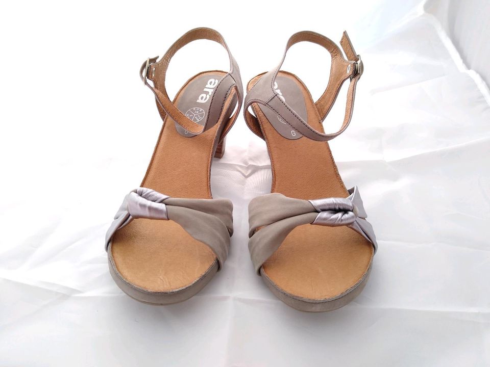 ARA Damensandalette in taupe Gr. 38 weich bequem in Berg