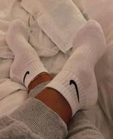Ich Verkauf meine Nike Socken Niedersachsen - Langenhagen Vorschau